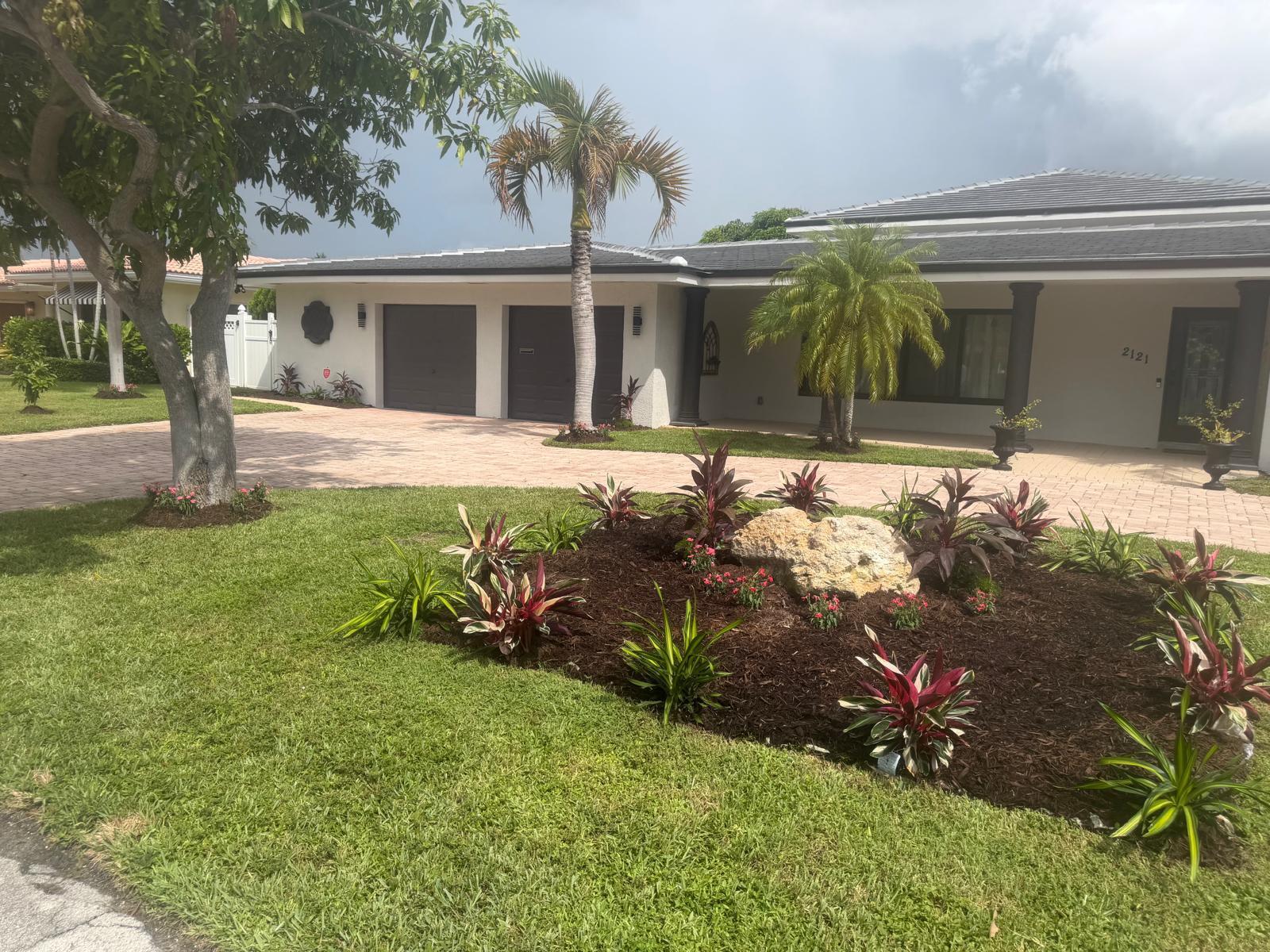 2121 NE 29TH Street, Lighthouse Point FL 33064