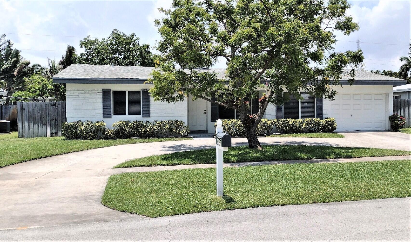 2145 NE 4th Court, Boca Raton FL 33431