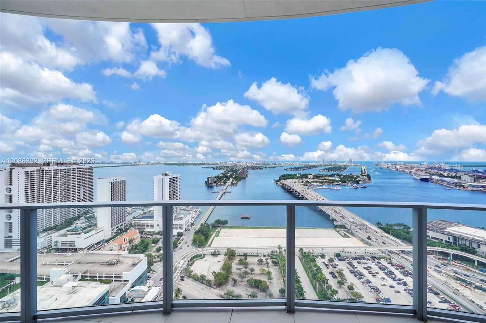 1400 Biscayne Blvd # 3705 — Photo 2