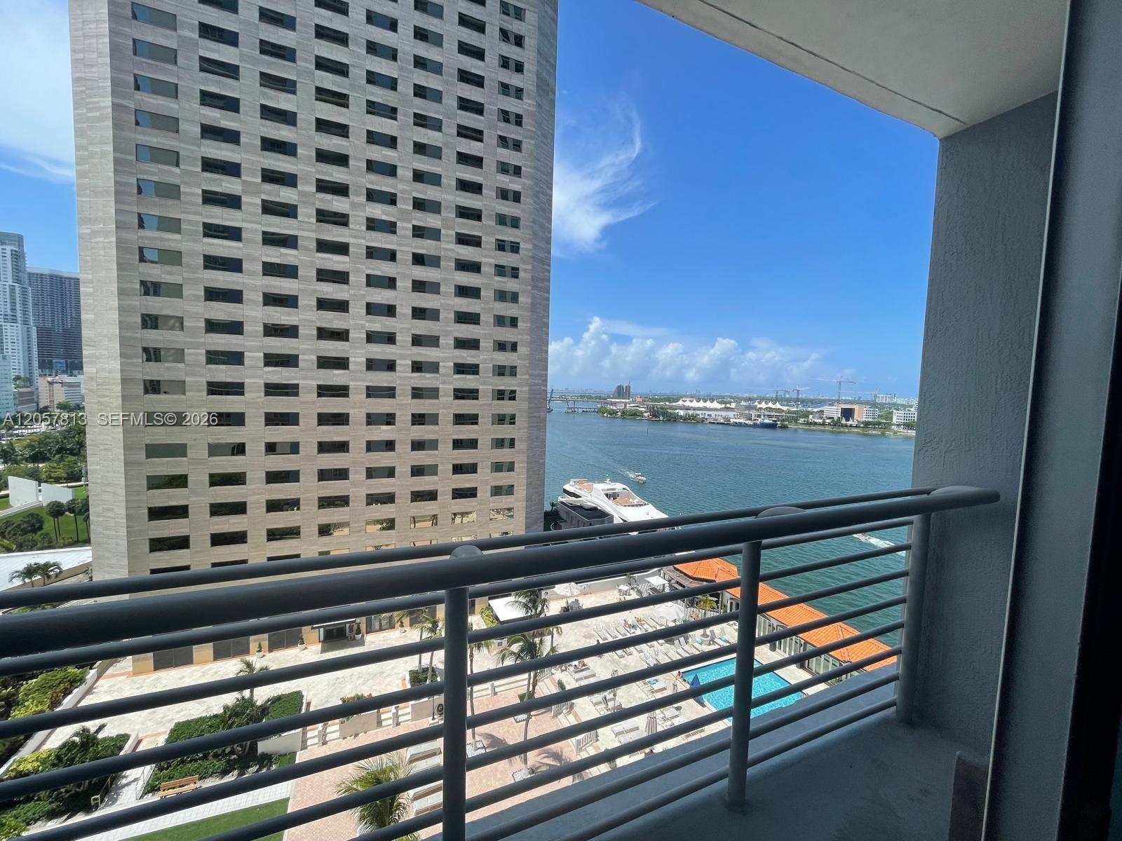 335 S Biscayne Blvd # 1606, Miami FL 33131