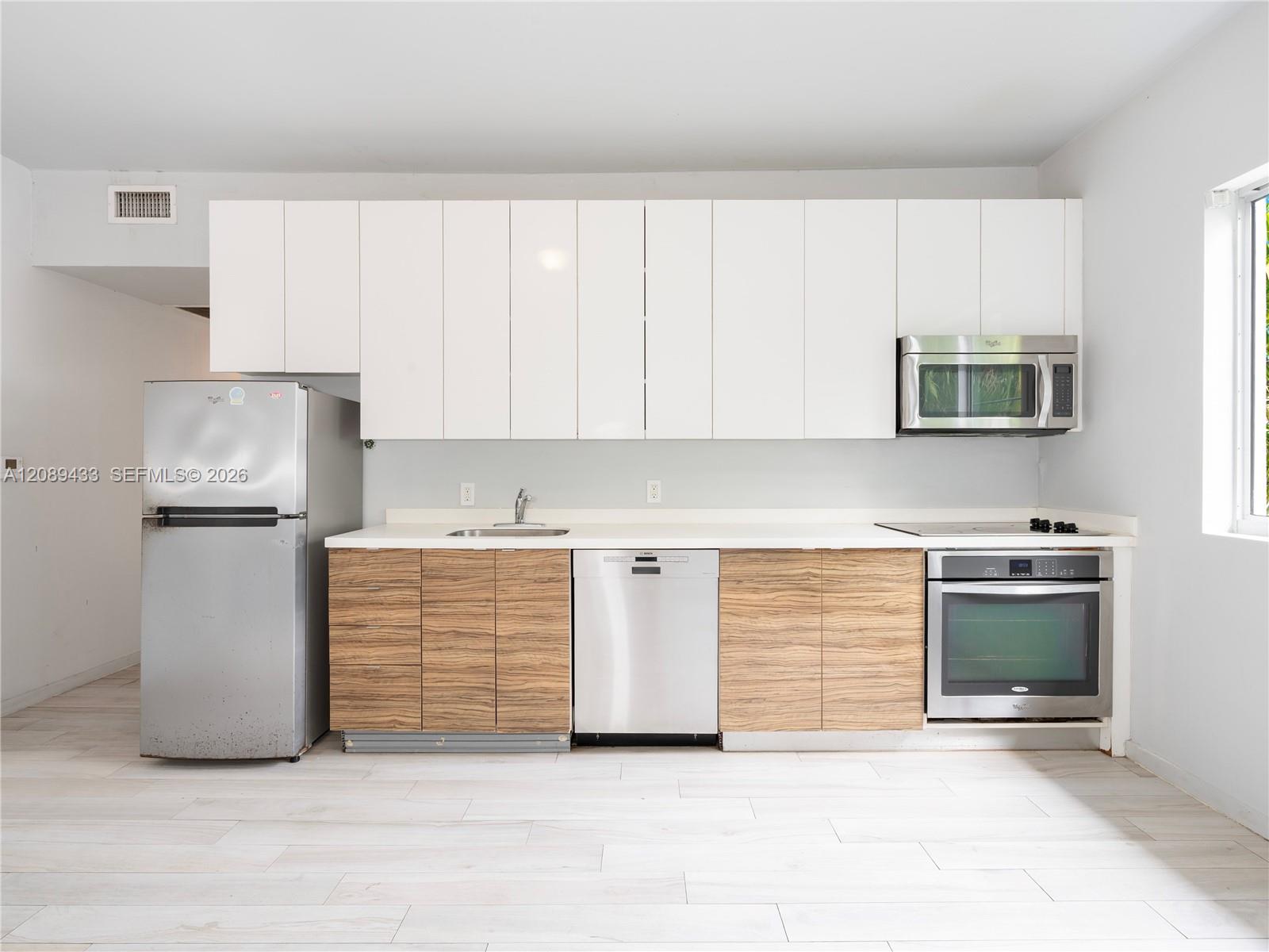 820 15th St # 205 — Photo 3