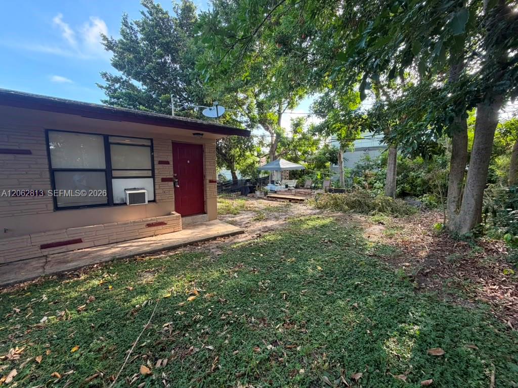 812 NW 4th Ave # 2, Fort Lauderdale FL 33311