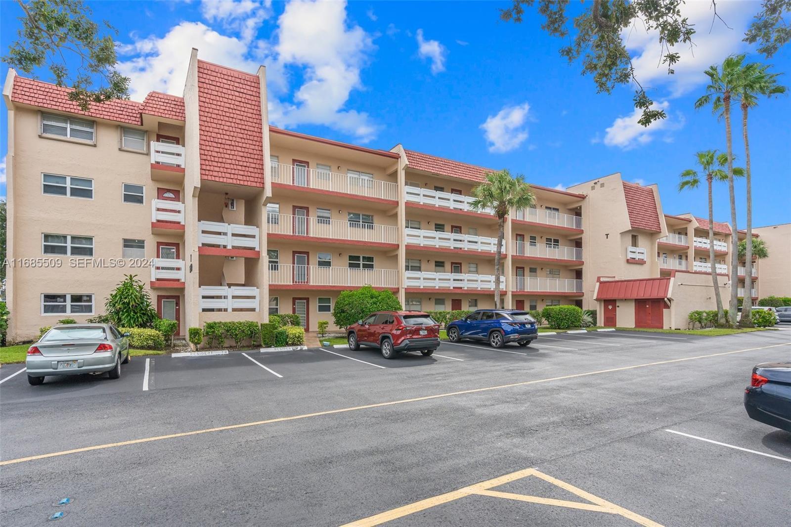 1015 Country Club Drive # 307, Margate FL 33063