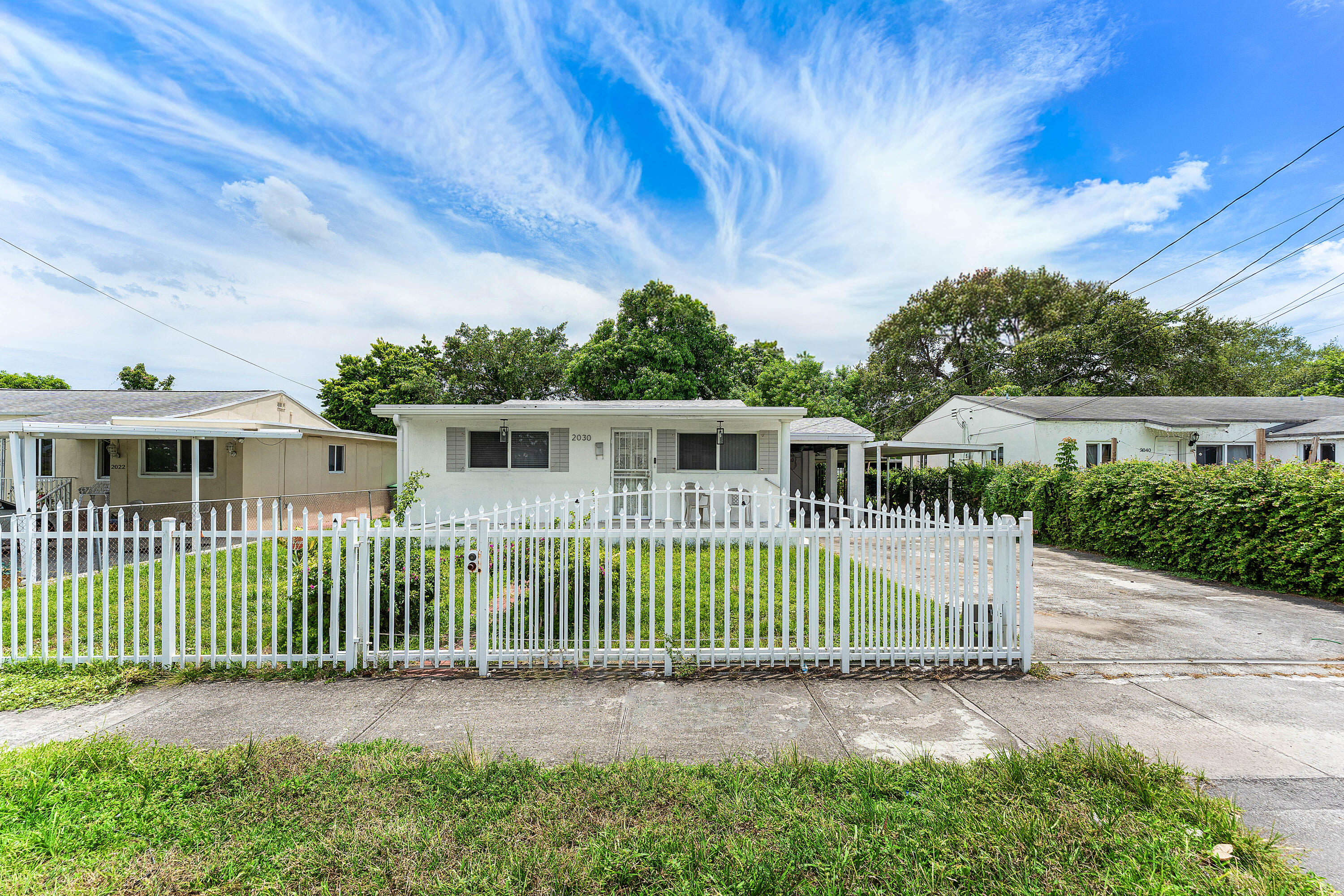 2030 NW 43rd Street, Miami FL 33142