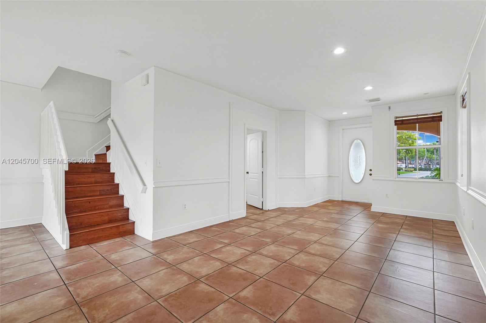 8853 SW 108th Pl — Photo 3