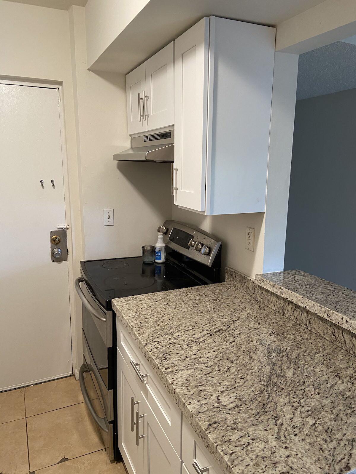 605 S Pine Island Road # 401a — Photo 2