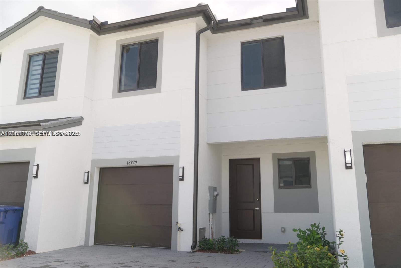 18970 SW 345th Ter — Photo 2