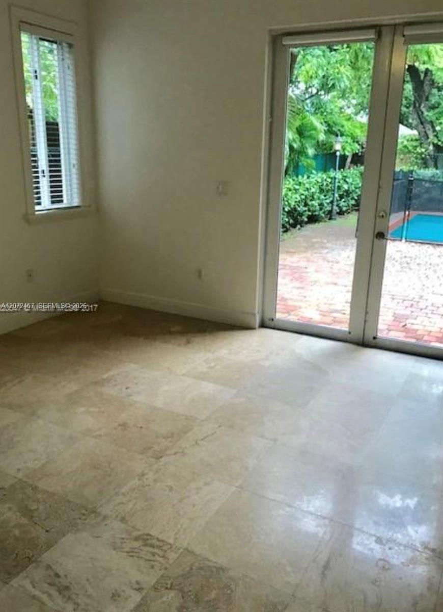2286 SW 16th Ct # 2286 — Photo 4