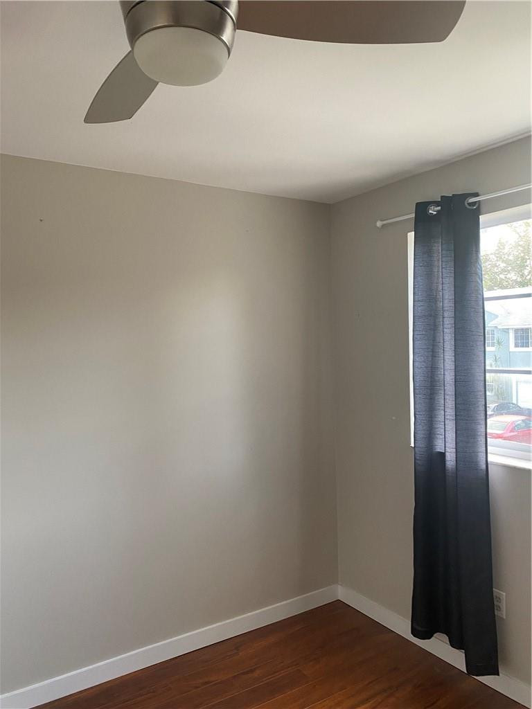 5042 SW 123RD Terrace — Photo 4