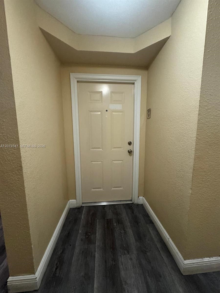 2415 NW 16th St Rd # 1, Miami FL 33125