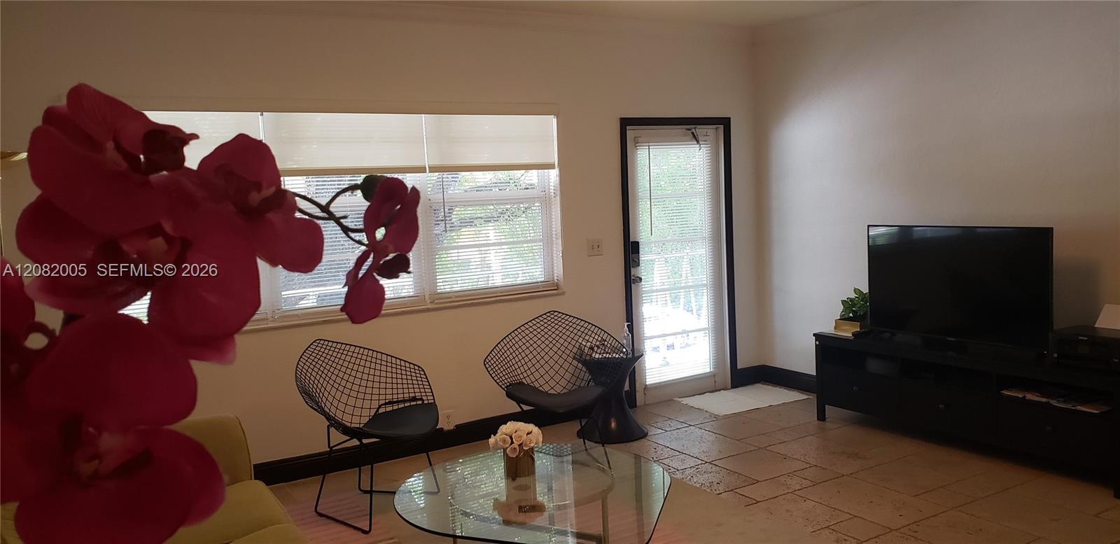 1800 Meridian Ave # 7 — Photo 2
