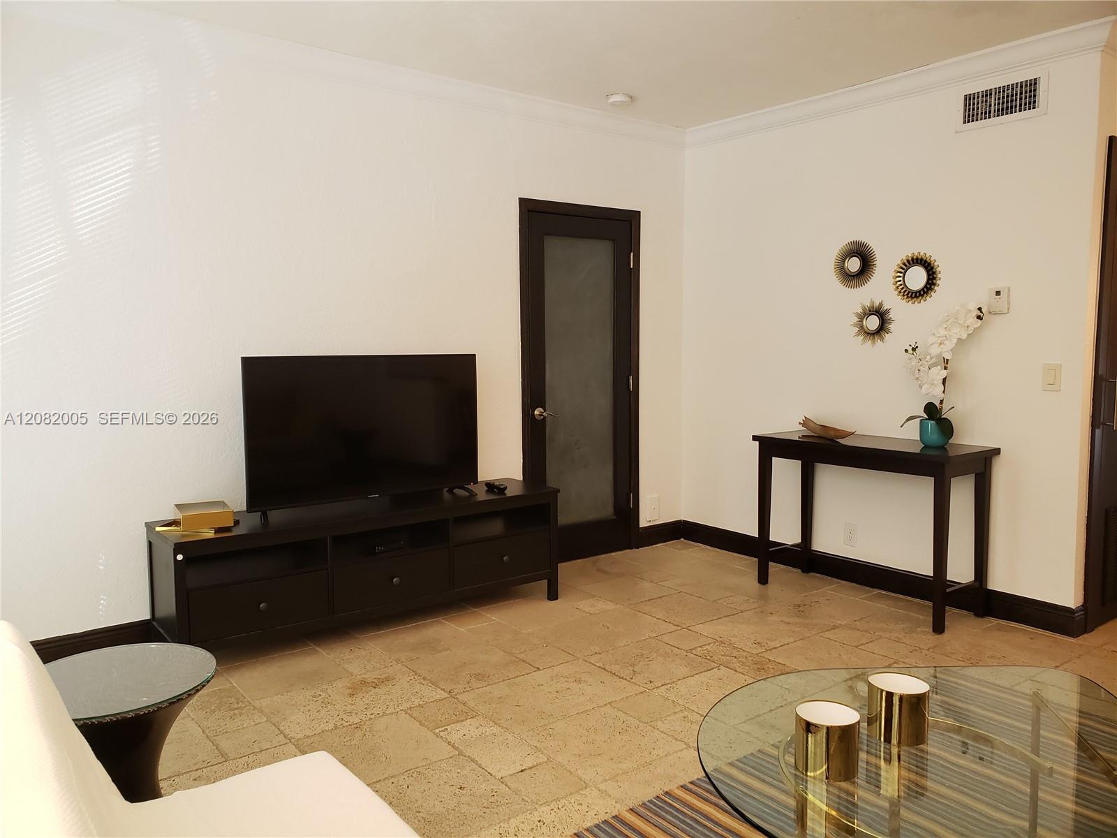 1800 Meridian Ave # 7 — Photo 4