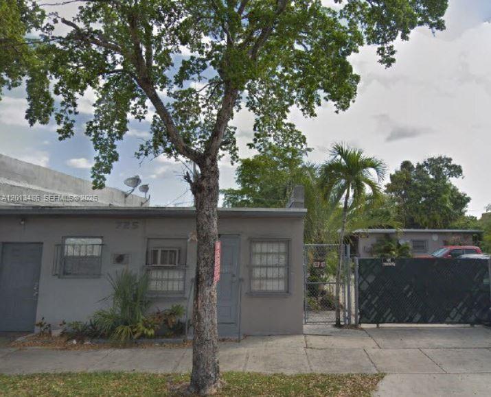 725 Opa Locka Blvd # C, Opa-Locka FL 33054
