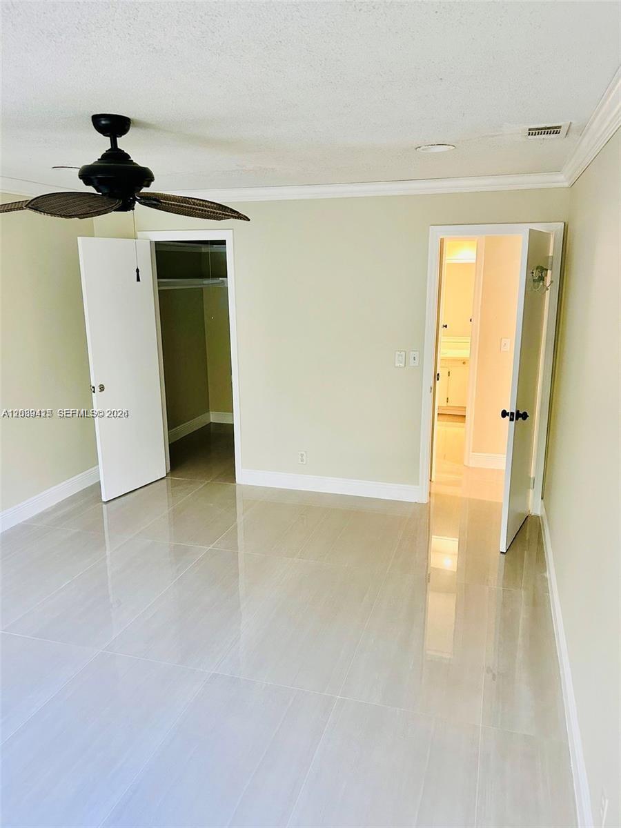 148 Yacht Club Dr # 7 — Photo 3