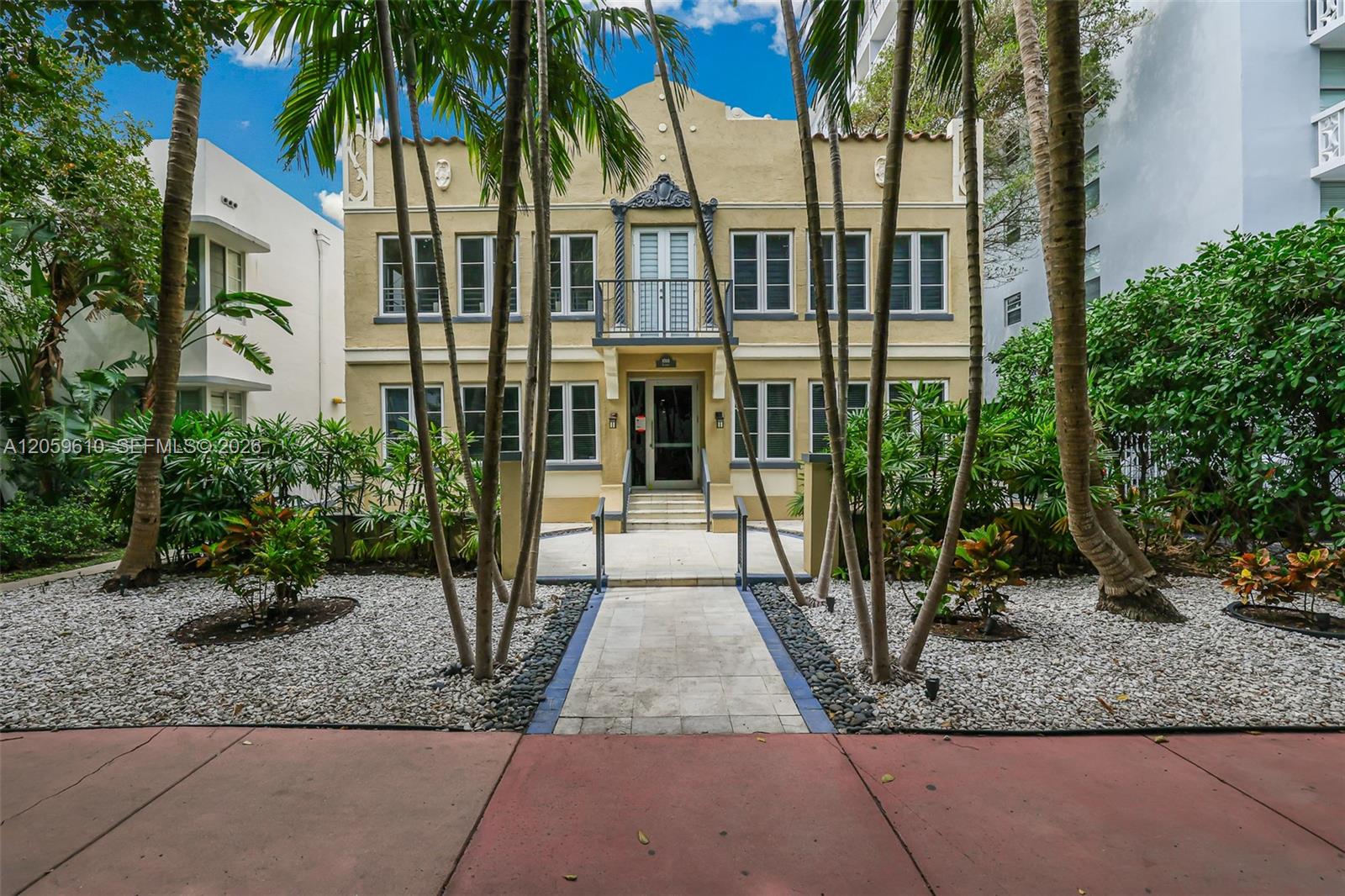 1018 Meridian Ave # 2, Miami Beach FL 33139