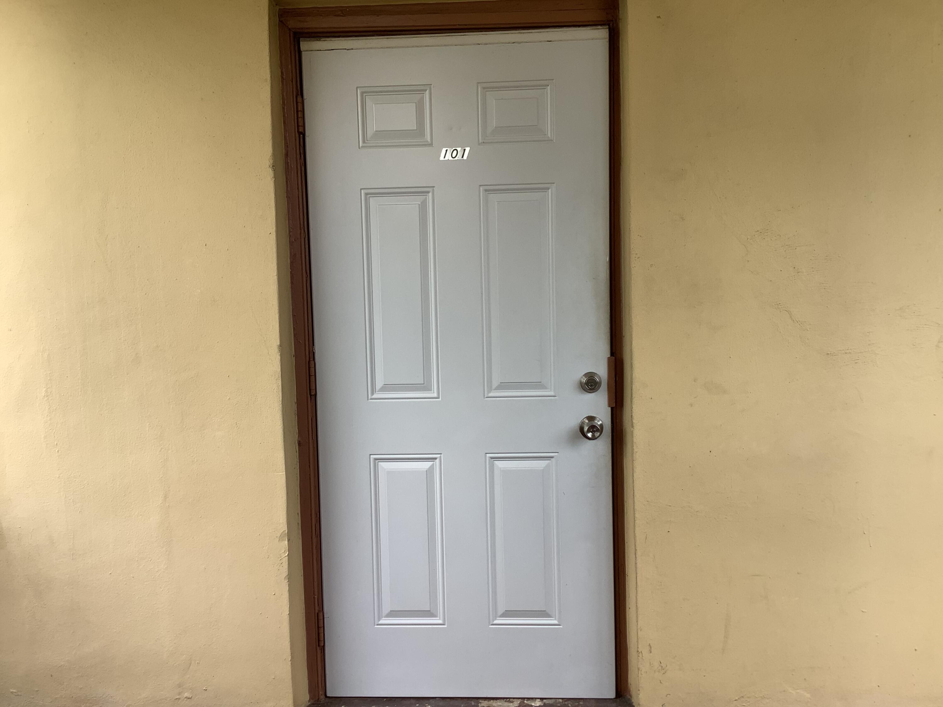 8400 Sunrise Lakes Boulevard Unit 101 — Photo 3