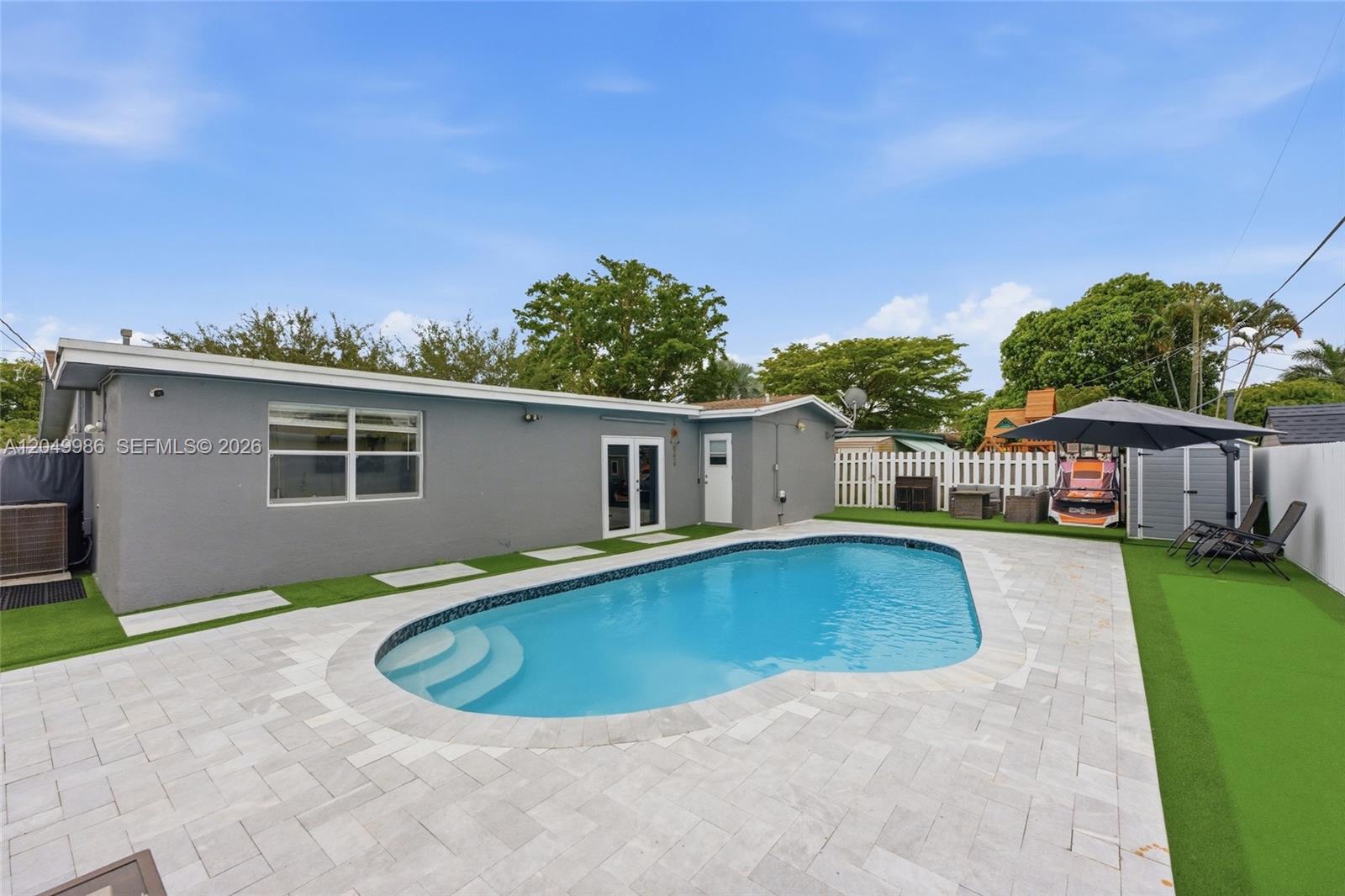 9771 NW 24th Pl, Sunrise FL 33322