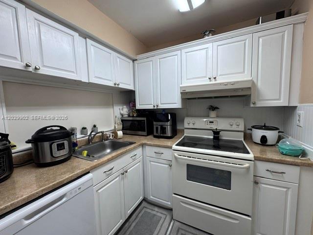 11780 SW 18th St # 2 — Photo 3