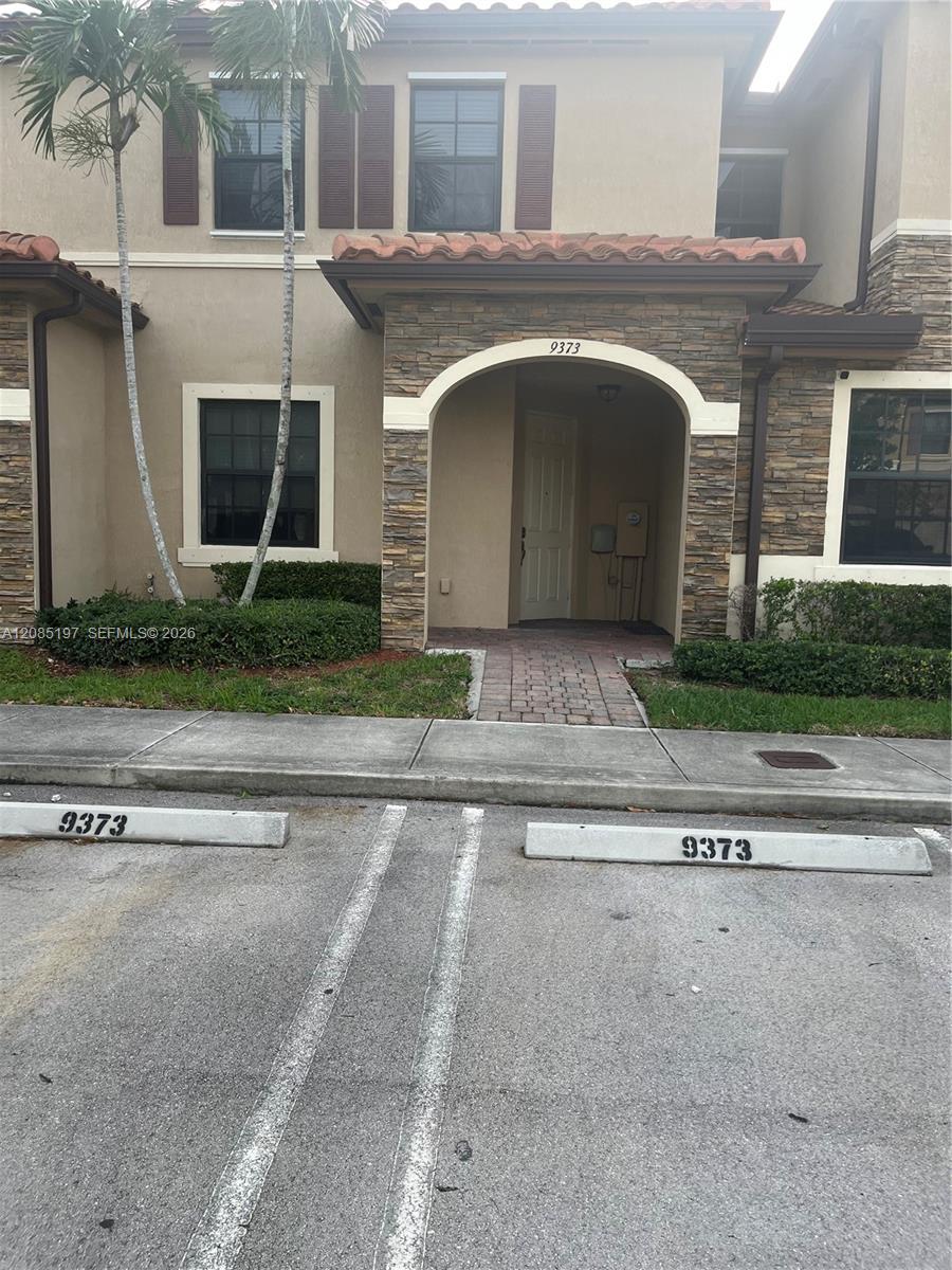 9373 W 33rd Way # 9373 — Photo 2
