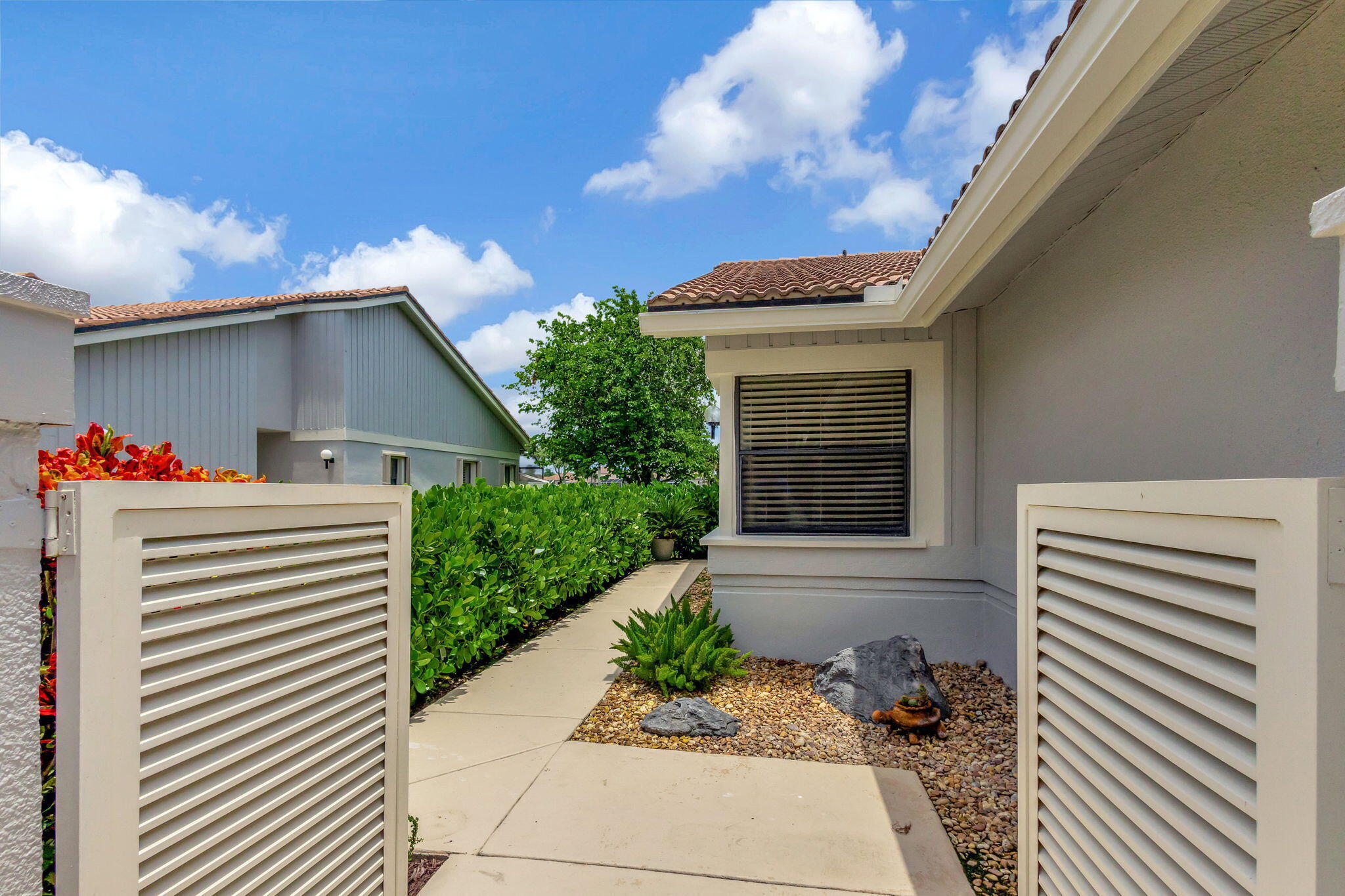 523 Prestwick Circle — Photo 3