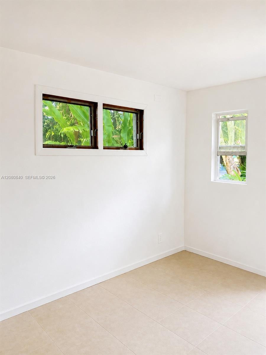 4790 SW 65th Ave # 1 — Photo 4