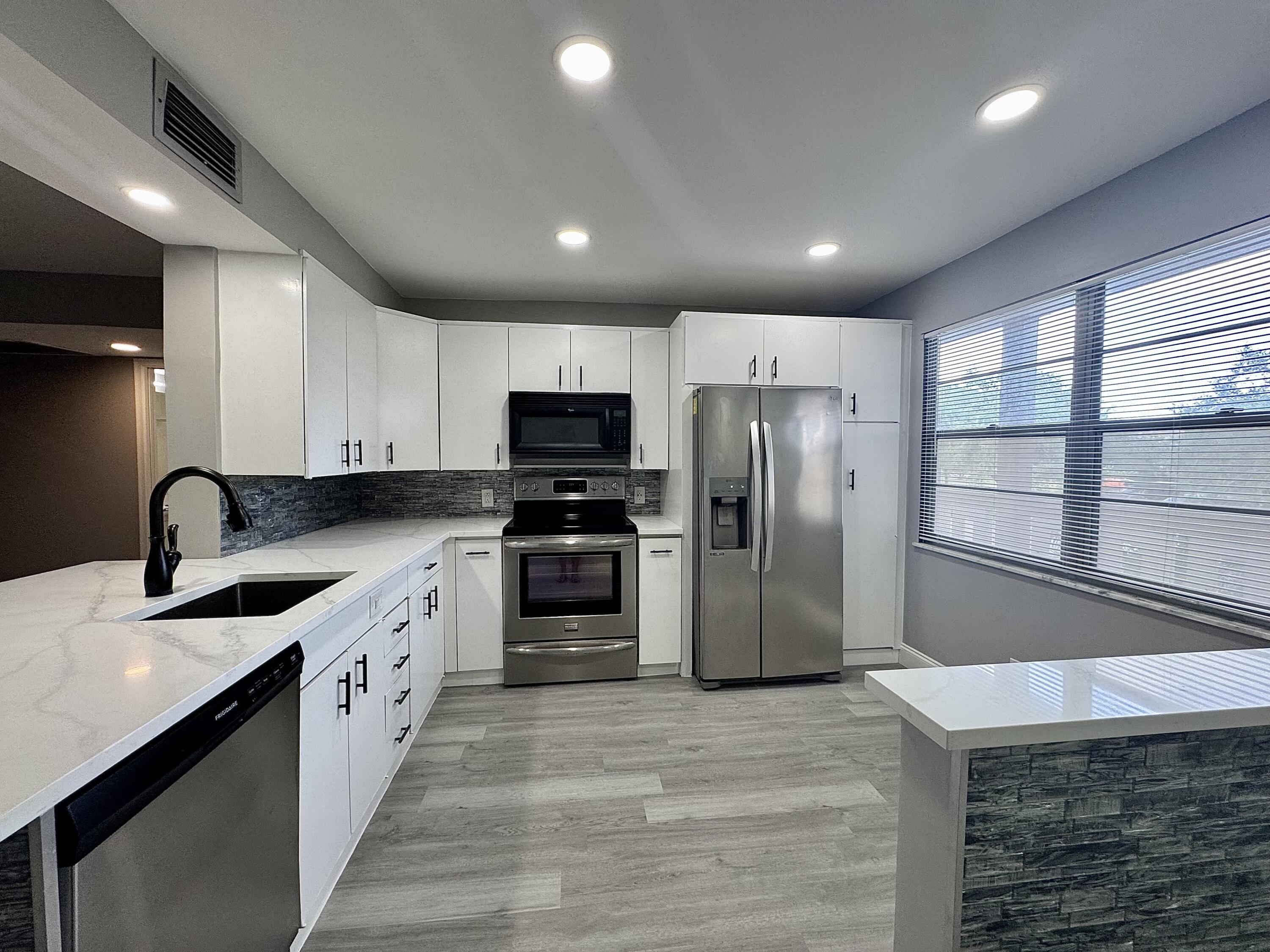 4401 Martinique Court # G2, Coconut Creek FL 33066