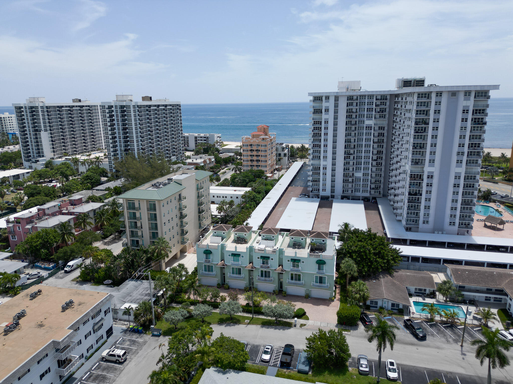 430 SUNSET Drive, Pompano Beach FL 33062
