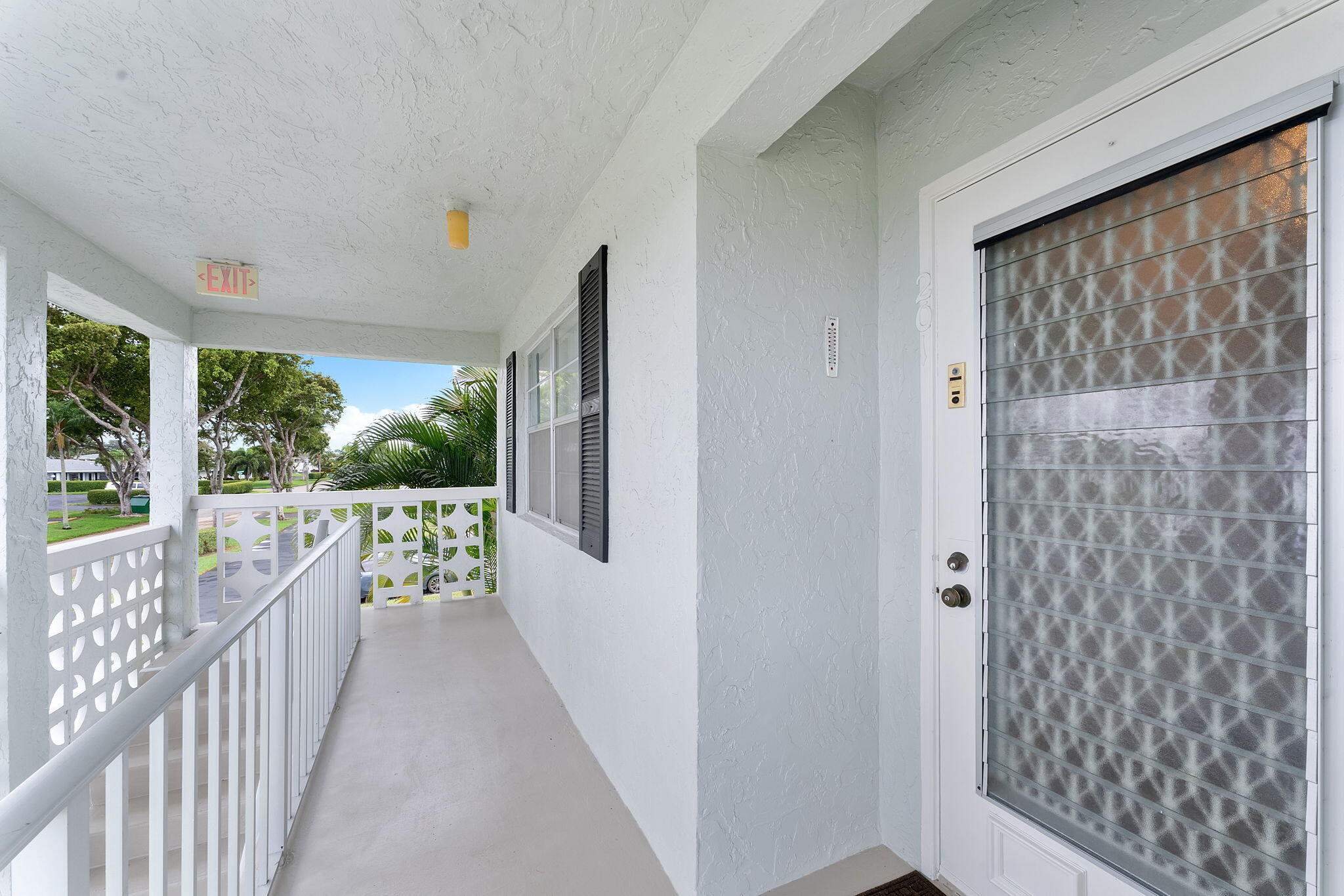 2401 Del-aire Boulevard E # 201, Delray Beach FL 33445