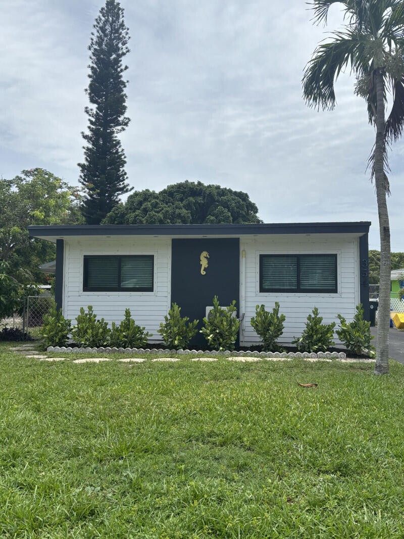 354 Manchester Street, Boca Raton FL 33487