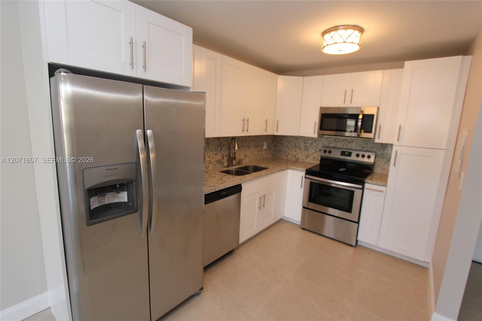 8005 Lake Dr # 212 View 4