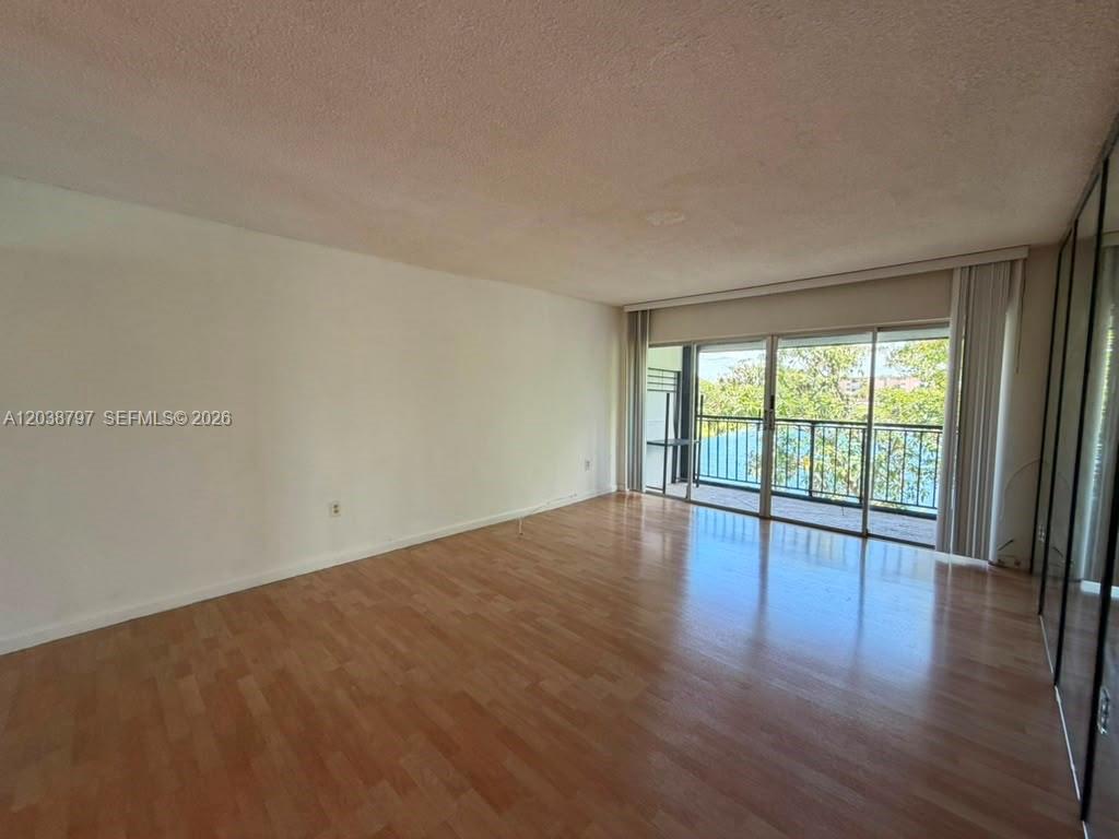 8775 Park Blvd # 318, Miami FL 33172