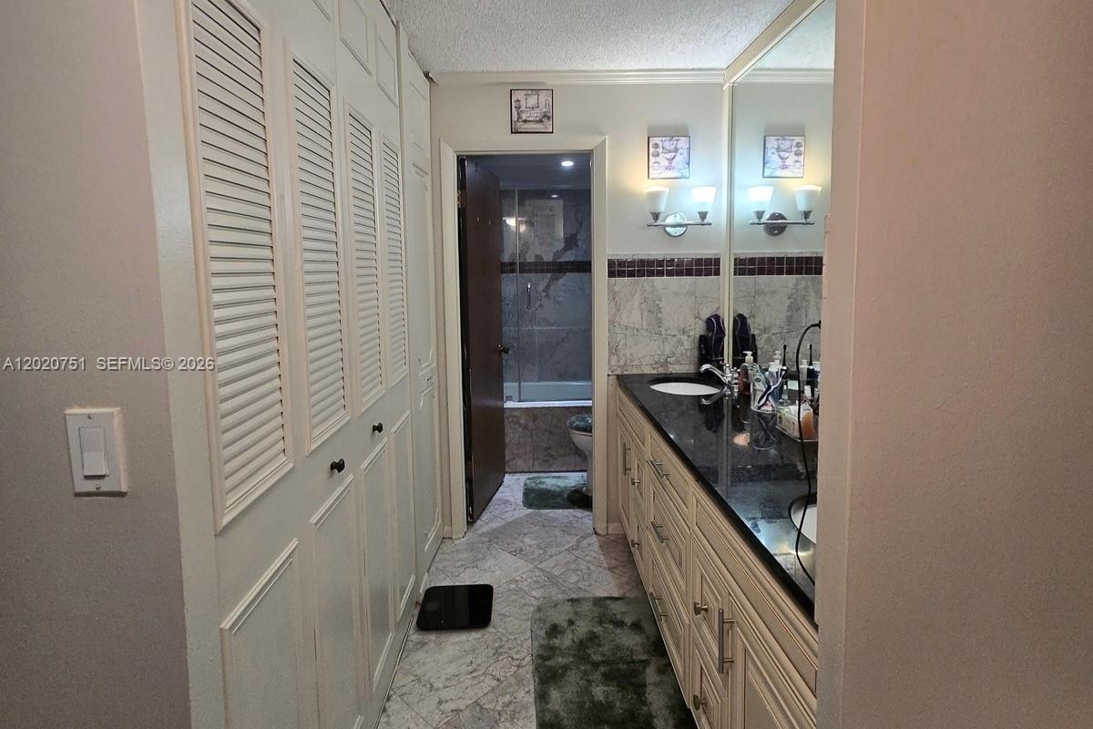 3660 Inverrary Dr # 3T — Photo 4