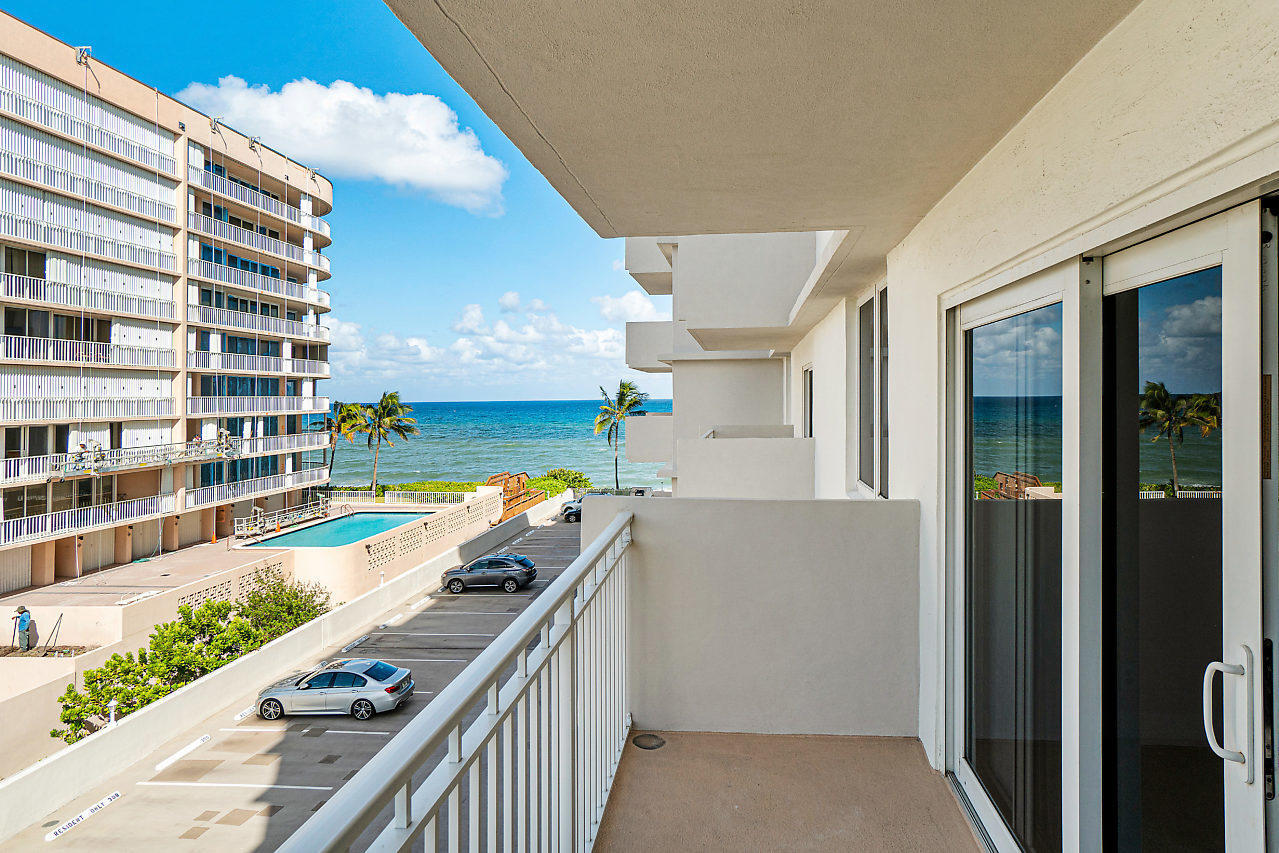 3215 S OCEAN Boulevard # 302 — Photo 3