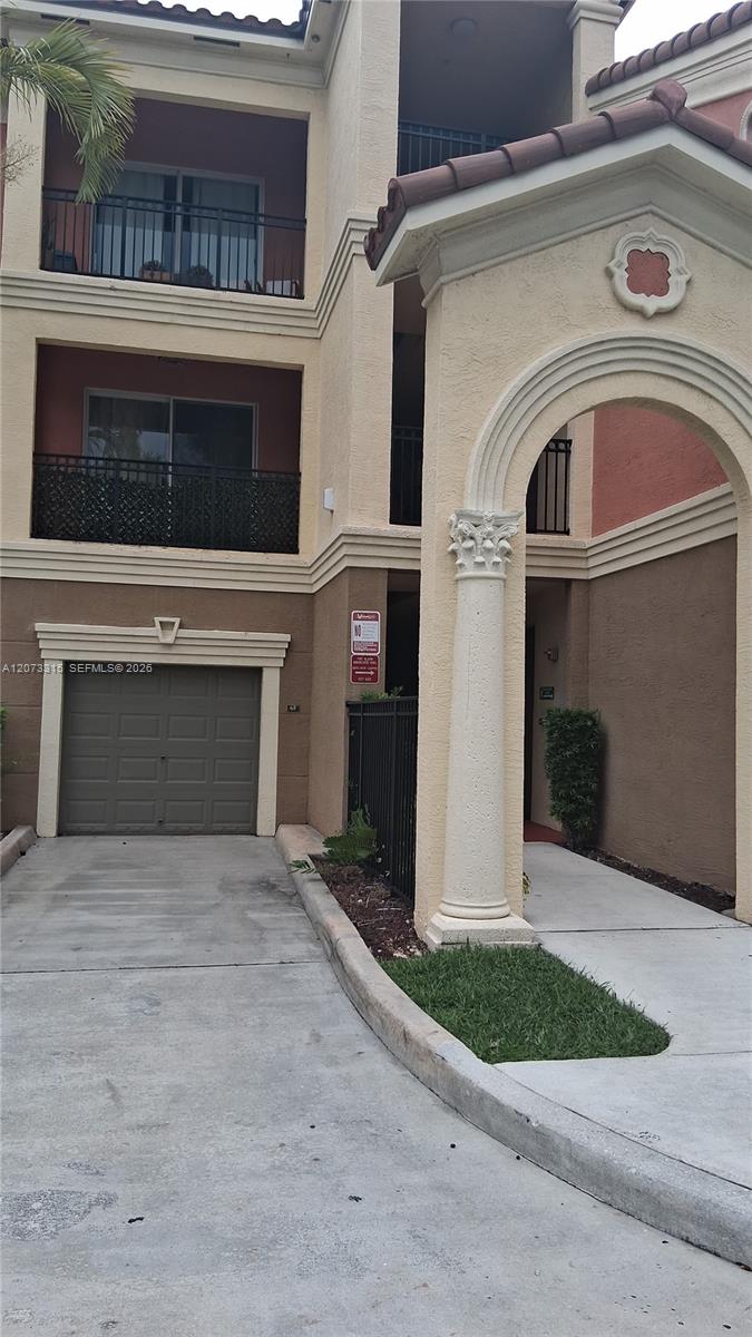 4600 SW 160th Ave # 627 — Photo 2