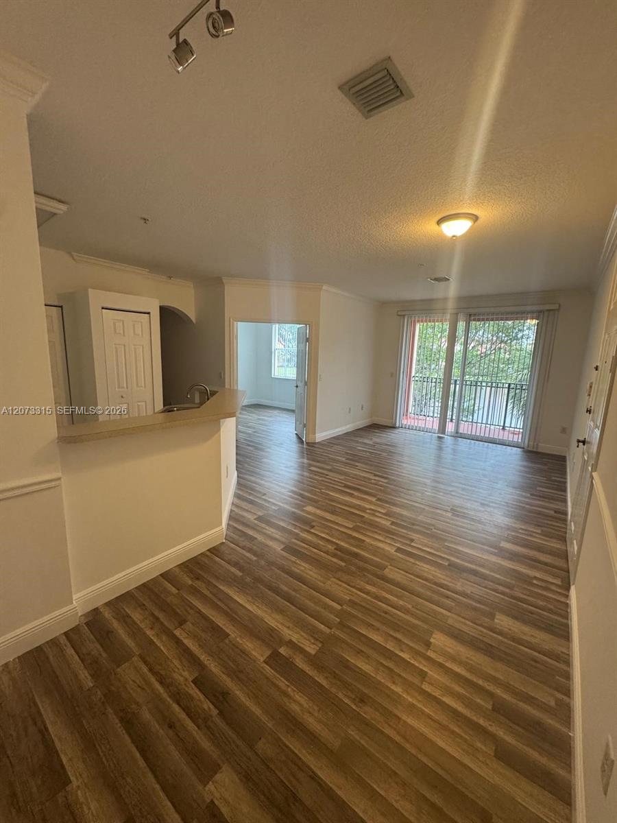 4600 SW 160th Ave # 627 — Photo 4