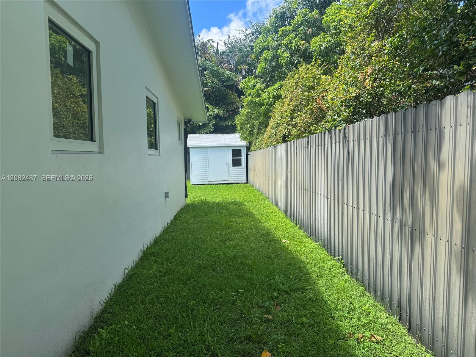 8640 SW 125th Ter # 0 — Photo 4