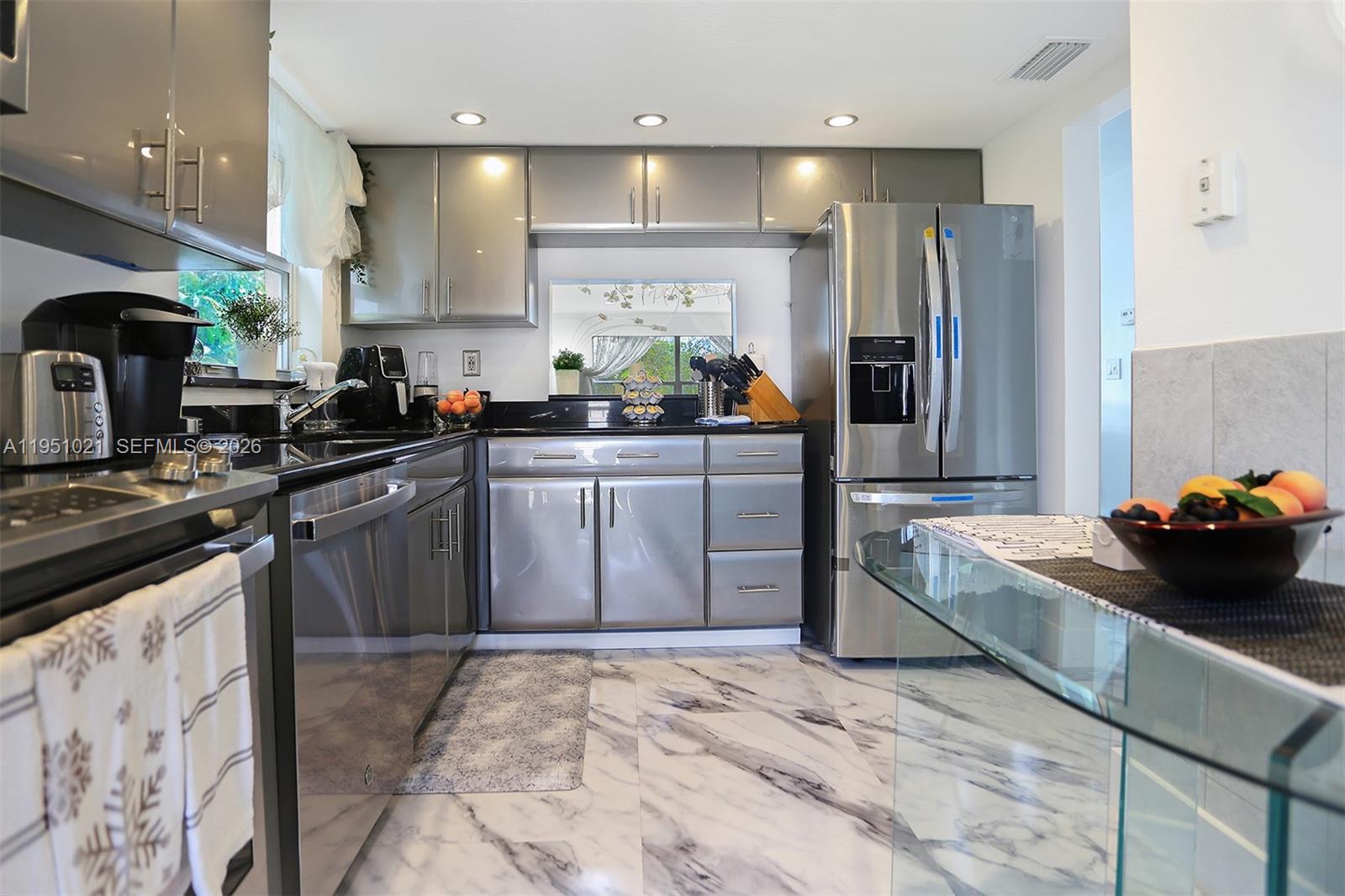 6570 Royal Palm Blvd # 301J, Margate FL 33063