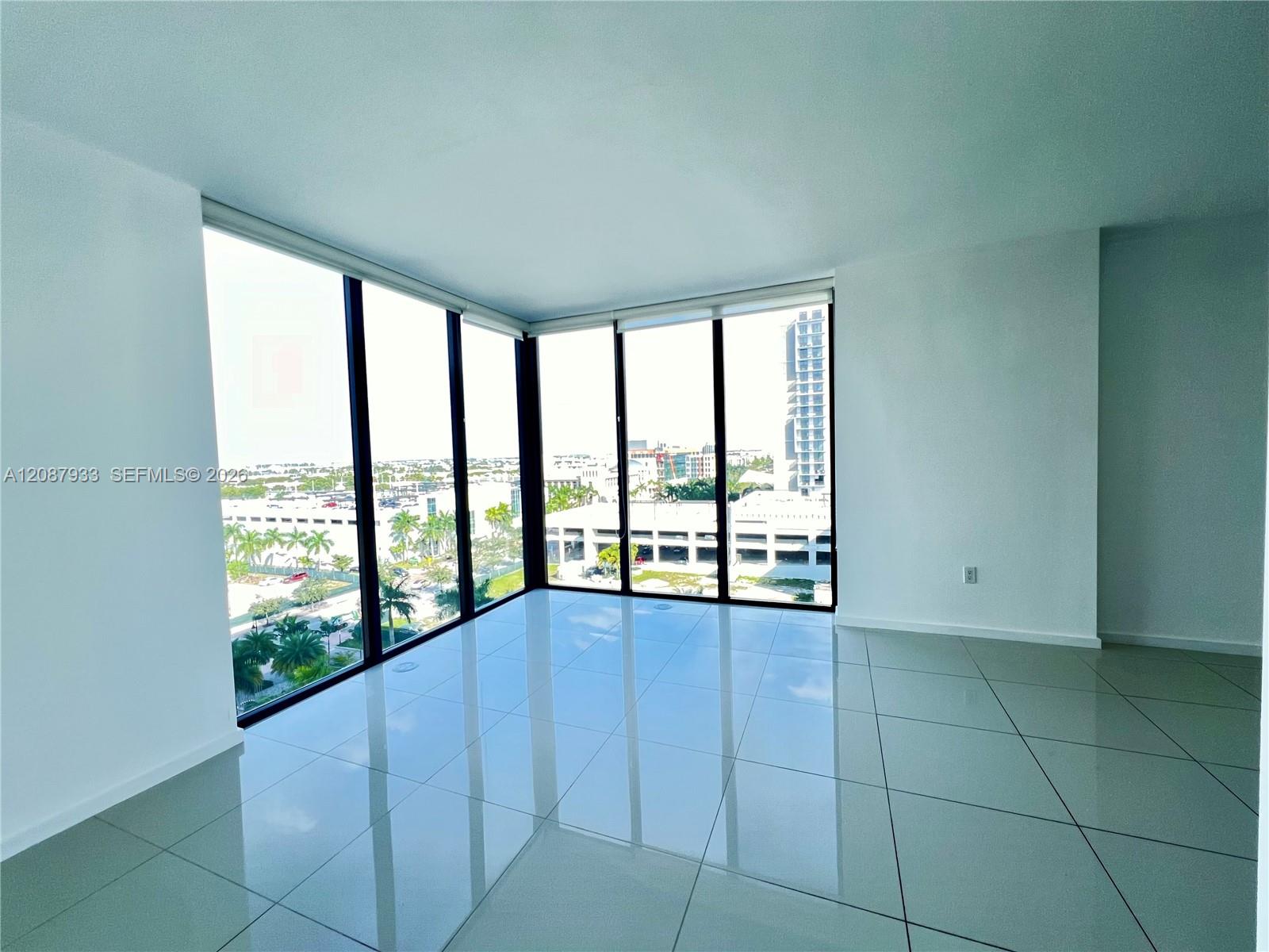 5300 Paseo Blvd # 711 — Photo 2