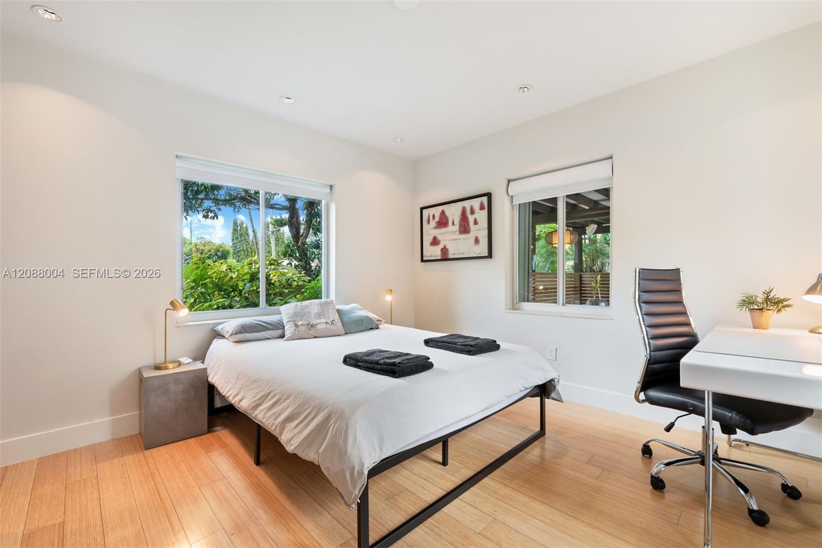 5800 SW 50th Ter # 5800 — Photo 4