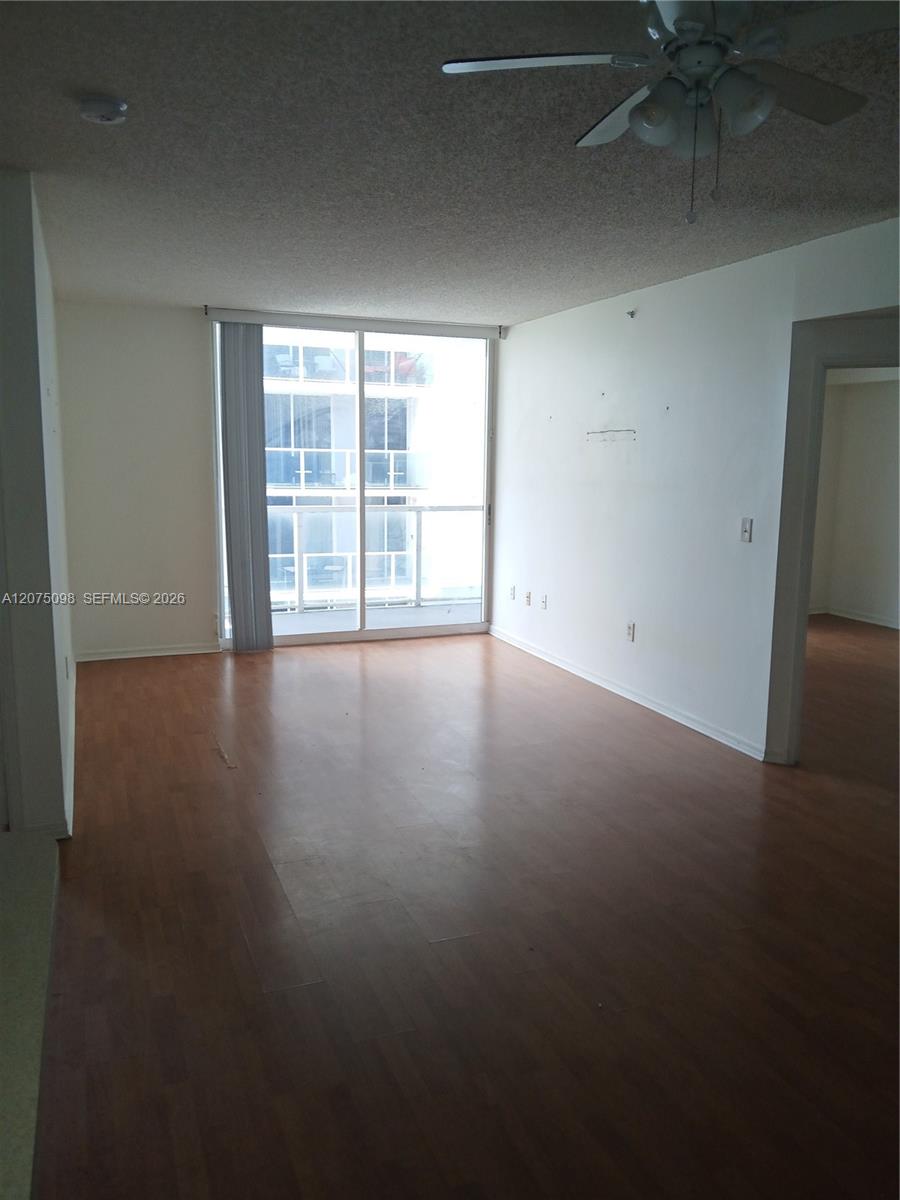 5085 NW 7th St # 415, Miami FL 33126