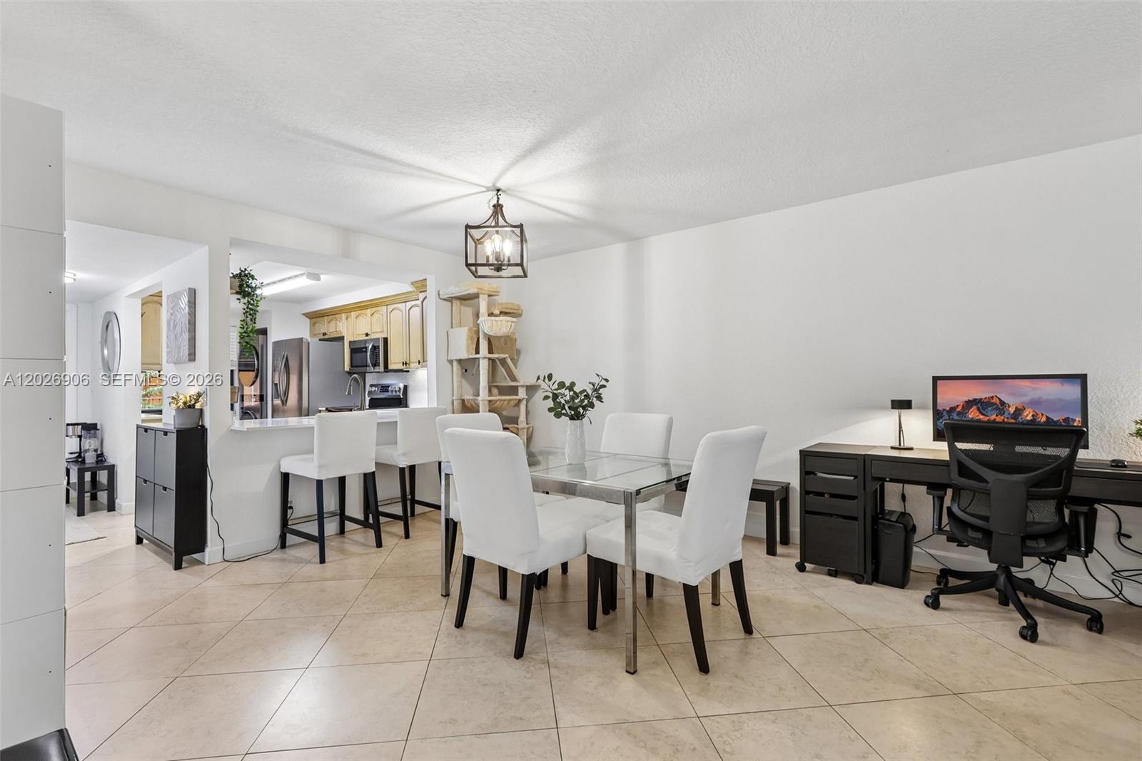 400 Commodore Dr # 206 — Photo 3
