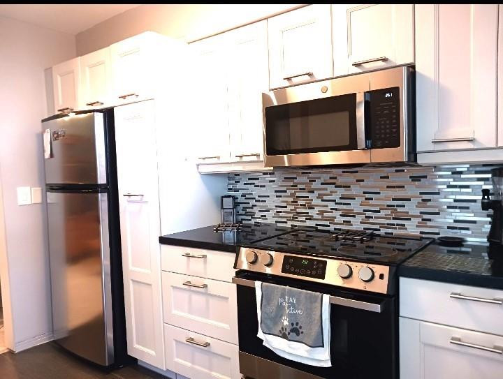 141 NE 10TH Avenue # 20B — Photo 3