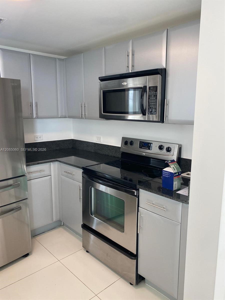 1861 NW S River Dr # 802 — Photo 2