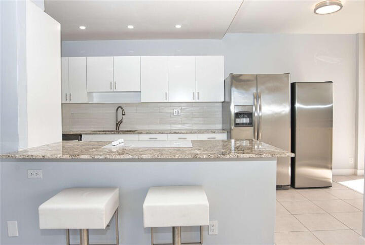 19355 Turnberry Way # 3d — Photo 2