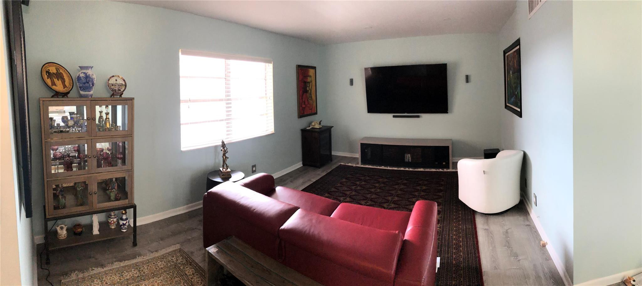 601 SE 5th Court # 304 — Photo 4