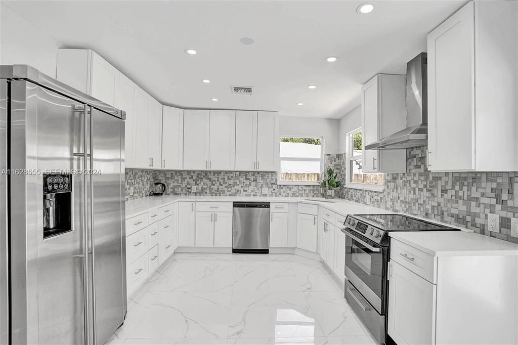 3421 Dover Road — Photo 4
