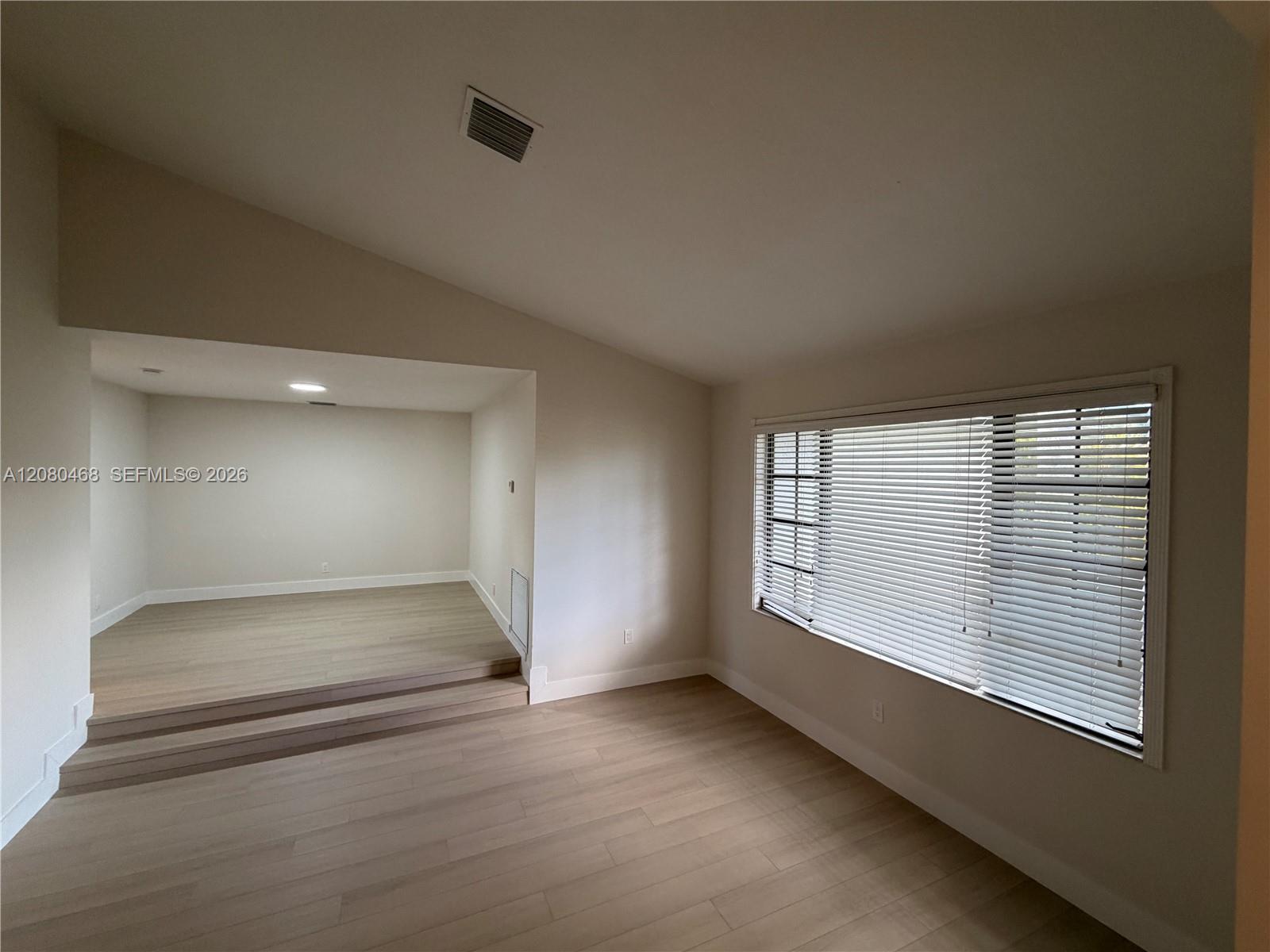 10379 186th Ct S — Photo 3