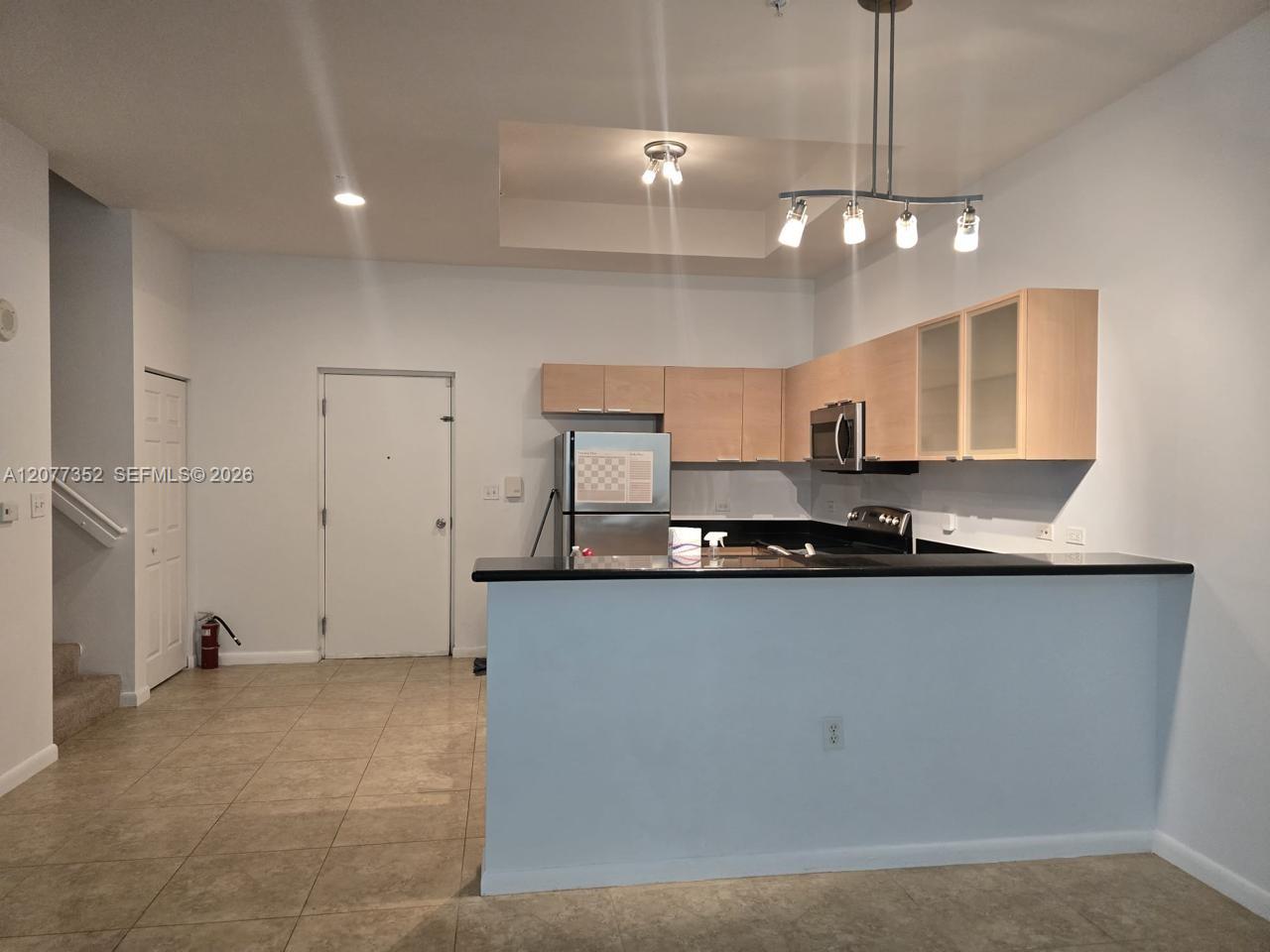 140 S Dixie Hwy # TH105 — Photo 3