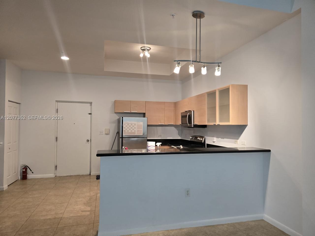 140 S Dixie Hwy # TH105 — Photo 4