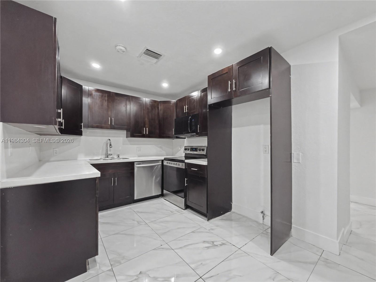 660 S Biscayne River Dr — Photo 5
